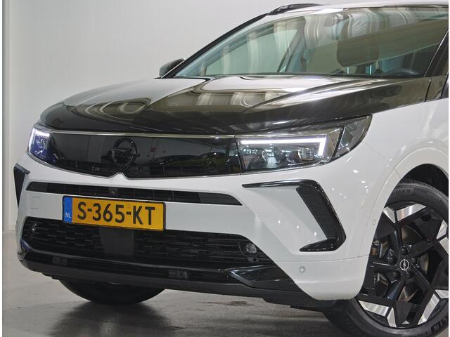 Opel Grandland 1.6 Turbo Plug-In Hybrid 4x4 GSe 300PK | Alcantara/Leer | 360° Camera | Stoel, Stuur & Voorruit verwarmd | NightVision | AppleCarPlay/AndroidAuto | AGR-Stoelen | Two-tone |