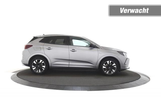 Opel Grandland 1.6 Turbo Hybrid / Camera / Ad. Cruise / Stuurverwarming / LED