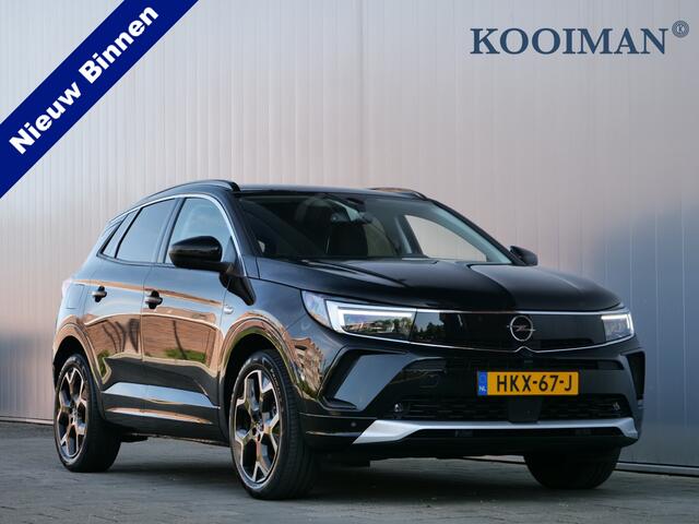 Opel Grandland 1.2 Turbo 130pk Ultimate AUTOMAAT Comfortstoelen / Camera / Winterpakket / Apple CarPlay