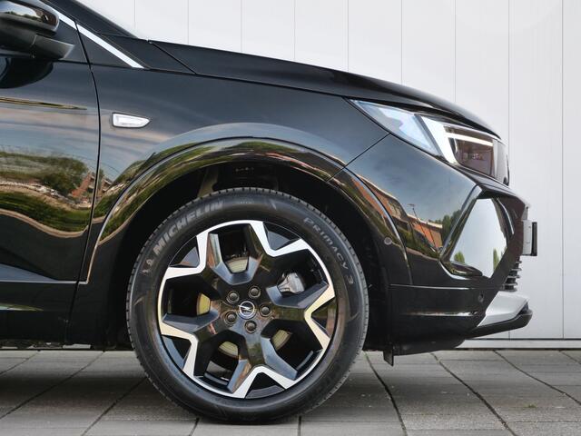 Opel Grandland 1.2 Turbo 130pk Ultimate AUTOMAAT Comfortstoelen / Camera / Winterpakket / Apple CarPlay
