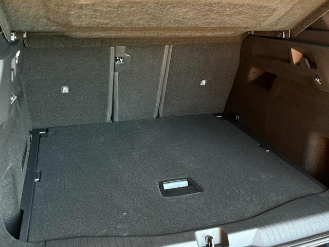 Opel Grandland Electric GS 73 kWh | Lederen bekleding | Stoelverwarming/Ventilatie + massage | Panoramadak | Focal Audio | LED matrix | 20'' lichtmetalen velgen | Warmtepomp | HUD