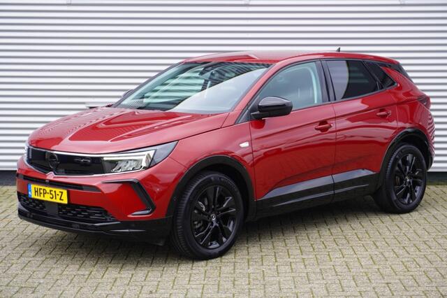 Opel Grandland 1.2 Turbo GS Line / PDC / LED / 18 inch / CarPlay