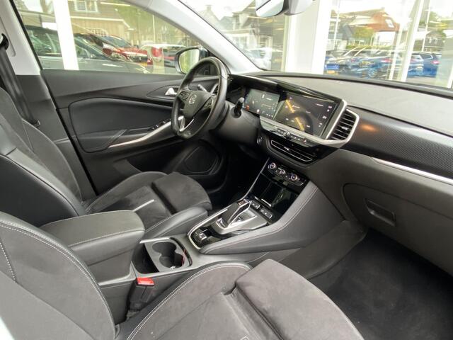 Opel Grandland 1.6 Turbo Hybrid Plug-In 4x4 GSe | Stoel- & stuurverwarming | Camera voor & achter | Elektr. achterklep | Navi | Adaptieve Cruise | Dodehoek detectie