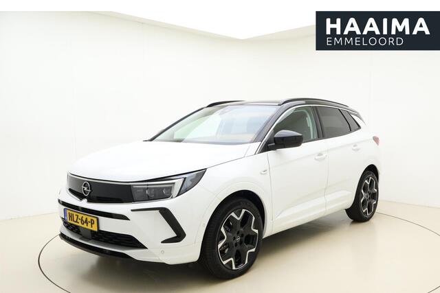 Opel Grandland 1.2 Turbo Ultimate Automaat | Achteruitrijcamera | Alcantara bekleding | Climate Control | Navigatie | Adaptive Cruise control | Stoel + stuurwielverwarming | Elektrische achterklep | Voorruitverwarming | Zwart dak