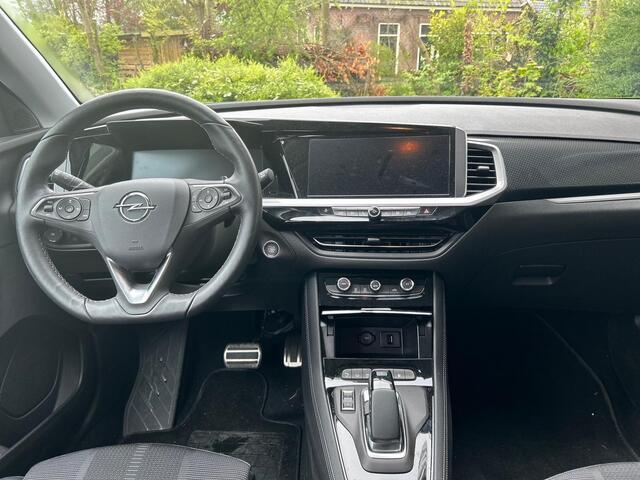 Opel Grandland 1.6 Turbo Plug-In Hybrid GS | Climate & Cruise control | Achteruitrijcamera | Parkeersensoren v+A | Navigatie