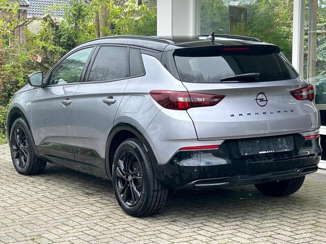 Opel Grandland 1.6 Turbo Plug-In Hybrid GS | Climate & Cruise control | Achteruitrijcamera | Parkeersensoren v+A | Navigatie