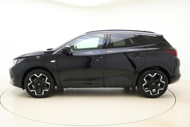 Opel Grandland 1.2 Turbo Ultimate Automaat | Achteruitrijcamera | Alcantara bekleding | Climate Control | Navigatie | Adaptive Cruise control | Stoel + stuurwielverwarming | Elektrische achterklep | Voorruitverwarming