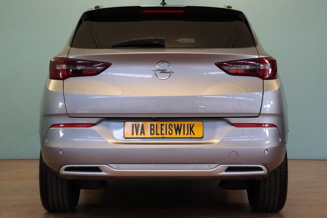 Opel Grandland 1.2 Turbo Ultimate Automaat | NAVI | CLIMA | 360-CAMERA | VRUIT/STUUR/STOELVERW | LANE-ASSIST |