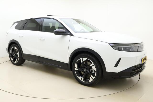 Opel Grandland Electric GS 73 kWh | DEMO | Lederen bekleding | Massage stoelen | Afneembare trekhaak | Stoel & Stuurverwarming | Schuif/kanteldak | Lichtmetalen velgen | Rondomzicht camera