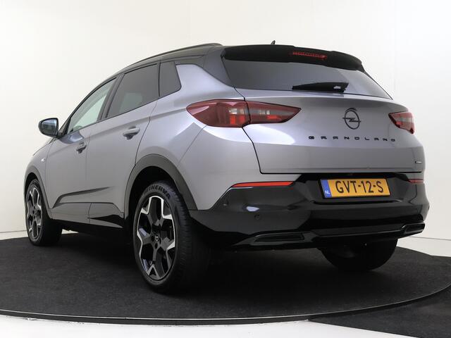 Opel Grandland 1.2 Turbo Hybrid Ultimate | AGR Stoelen | Elek. Achterklep | Camera | Carplay |