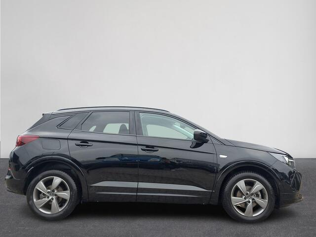 Opel Grandland 1.2 Turbo GS | Automaat | Camera | Carplay | Airco | Navi | LM velgen | Stuur - Stoelverwarming | ( Vestiging - Nieuwegein )