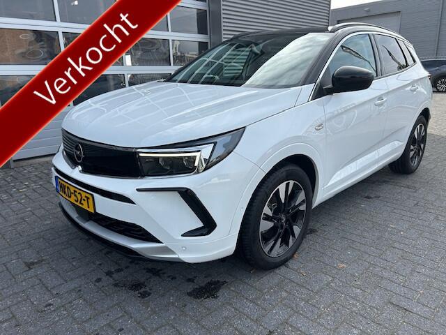 Opel Grandland 1.2 Turbo Level 3