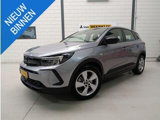 opel-grandland-1.6-turbo-plug-in-hy