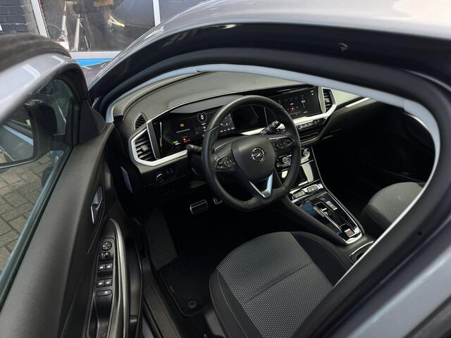 Opel Grandland 1.6 Turbo Plug-In Hybrid GS GRATIS Afleverpakket! | Apple Carplay | Voorstoelen Verwarmd |
