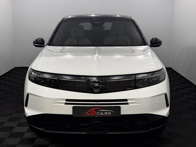 Opel Grandland 1.2 Turbo Hybrid GS 360 Camera, Half leder, Heud-up display, Elektrische achterklep, Navi, Keyless start, 2 jaar garantie verlenging tot 8 jaar