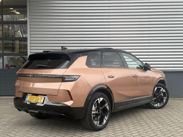 Opel Grandland Electric GS 73kWh 210pk | FOCAL | 360° CAMERA | NAVIGATIE | ELEKT. ACHTERKLEP | AGR STOELEN |