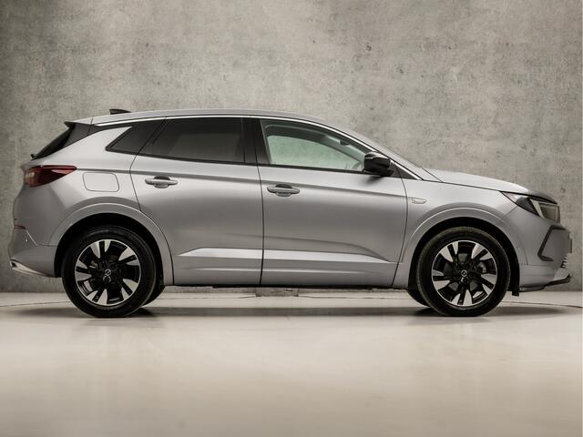 Opel Grandland 1.2 Turbo Elegance Sport Automaat (VIRTUAL COCKPIT, APPLE CARPLAY, GROOT NAVI, 360 CAMERA, SPORTSTOELEN, LEDER, LANE ASSIST, NIEUWE APK, NIEUWSTAAT)