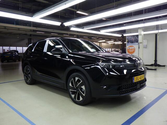 Opel Grandland 1.2 Turbo Automaat Hybrid Nieuw Model! Nieuwe auto / Niet mee gereden!