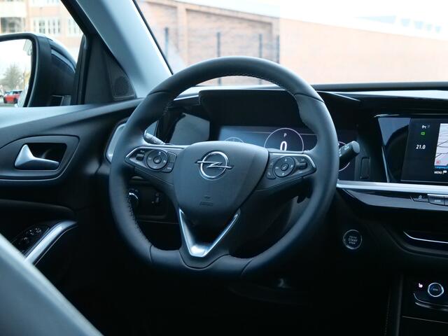 Opel Grandland 1.2 Turbo Business Elegance 130 Pk Automaat Navi / Apple Carplay / DAB / Winterpakket / Camera