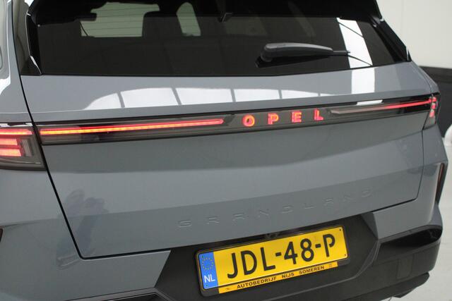 Opel Grandland 1.2 Turbo Hybrid Business Edition | full options | elektr. kanteldak | elektr. achterdeksel | head up display | cruise adaptief | climate | navi | carplay | pdc v/a+camera | inklapbare spiegels