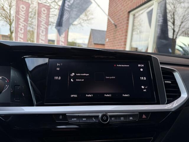 Opel Grandland 1.2 Turbo Bns Eleg 131PK TREKHAAK / STOEL&STUUR VERW. / CAMERA /