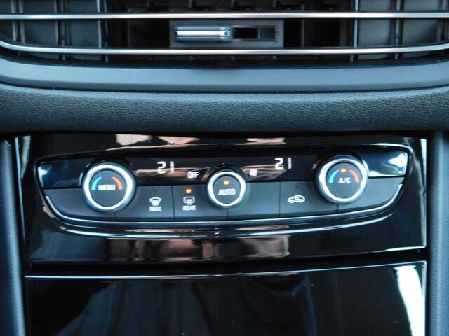 Opel Grandland 1.2 Turbo Bus. Edition, LED, Trekhaak, Cruise, PDC