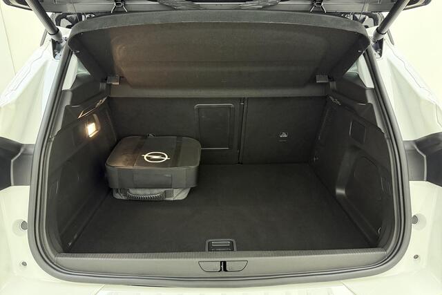 Opel Grandland 1.6 Turbo Plug-In Hybrid 300PK 4x4 GSe | Adaptive Cruise Control | 360° Camera | Stoelverwarming | Elektrische achterklep | Alcantara Bekleding | Camera | 19'' LM Velgen