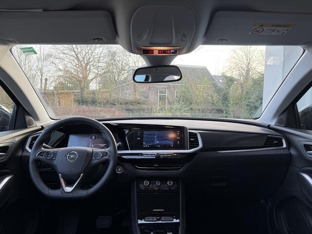 Opel Grandland 1.2 Turbo Ultimate | Climate & Cruise Control | Elektrische Achterklep | Stoelverwarming | Navigatie |