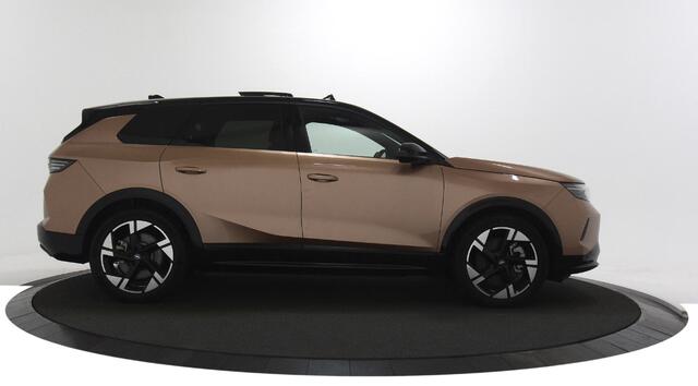 Opel Grandland Electric GS 73 kWh Panoramadak / Navigatie / Camera