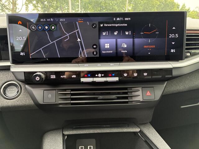 Opel Grandland Electric GS 73 kWh | 8 Jaar garantie | Elektrisch glazen panoramadak | 20" Lichtmetalen velgen | Full-Options