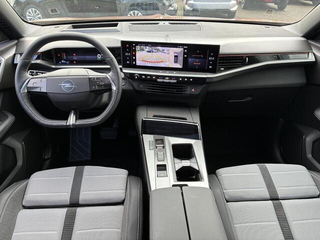 Opel Grandland Electric GS 73 kWh | 8 Jaar garantie | Elektrisch glazen panoramadak | 20" Lichtmetalen velgen | Full-Options