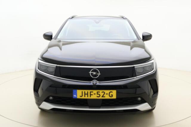 Opel Grandland 1.2 Turbo 130pk Automaat Ultimate | Navigatie | Camera | Alcantara | Elektrische achterklep | Stoel- en stuurverwarming | Verwarmbaar voorraam | 19" Lichtmetalen velgen