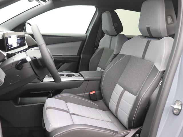 Opel Grandland 1.6 Turbo Plug-in-Hybrid Ultimate 195PK Aut. Trekhaak, 360gr. Camera, Keyless, Matrix-LED Verlichting, Adaptieve Cruise Control, 20" LM Velgen