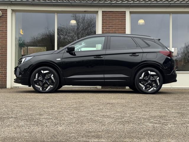 Opel Grandland 1.6 Turbo Plug-In Hybrid 4x4 GSe Automaat, Hybrid, 300 Pk, alle opties.