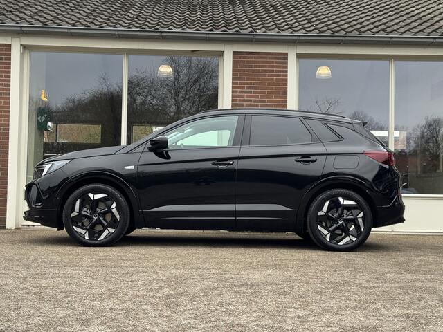 Opel Grandland 1.6 Turbo Plug-In Hybrid 4x4 GSe Automaat, Hybrid, 300 Pk, alle opties.