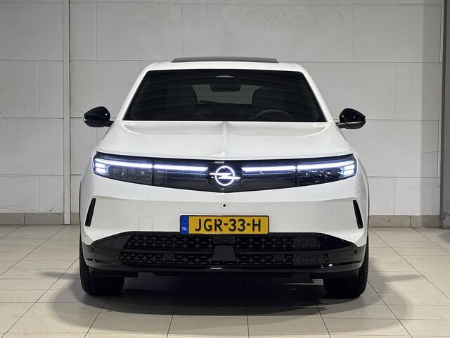 Opel Grandland Electric Business Edition 73kWh 210pk | Hi-Fi FOCAL® | SCHUIF/KANTELDAK | LED PIXEL VERLICHTING | HEAD UP DISPLAY | ISOFIX |