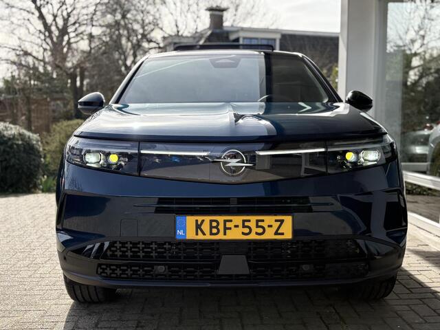 Opel Grandland Hybrid Automaat GS | Focal Audio | Elektr. achterklep | Schuif-/ kanteldak | AGR Comfortstoelen | Achteruitrijcamera