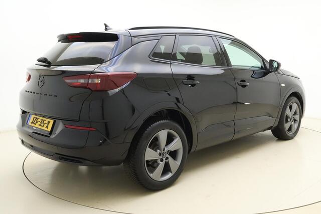 Opel Grandland 1.2 Turbo GS Line 130 PK | Navigatie | Camera | Keyless | Electrische achterklep | Dakrails | Stoel & Stuurverwarming | AGR Stoelen | Climate control