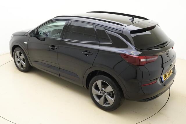 Opel Grandland 1.2 Turbo GS Line 130 PK | Navigatie | Camera | Keyless | Electrische achterklep | Dakrails | Stoel & Stuurverwarming | AGR Stoelen | Climate control