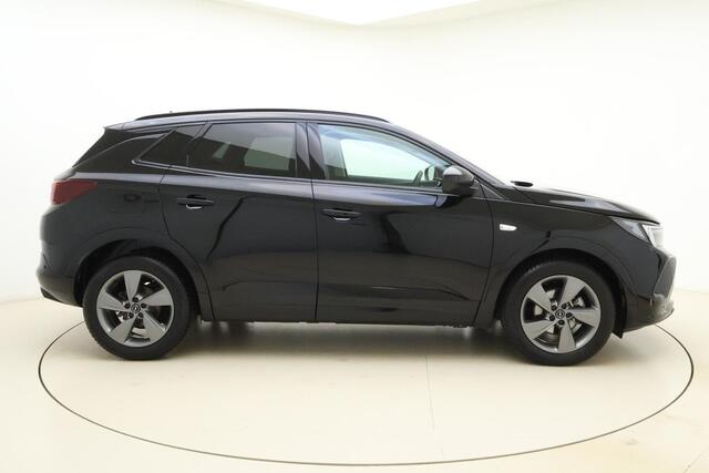 Opel Grandland 1.2 Turbo GS Line 130 PK | Navigatie | Camera | Keyless | Electrische achterklep | Dakrails | Stoel & Stuurverwarming | AGR Stoelen | Climate control