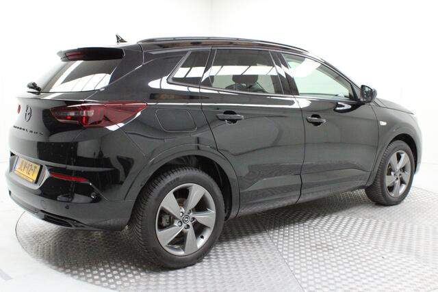Opel Grandland 1.2 Turbo GS | automaat | climate | pdc v/a+camera | navi | carplay | dode hoek | elektr. inklapbare spiegels | verwarmd stuur+stoelen | verwarmde voorruit