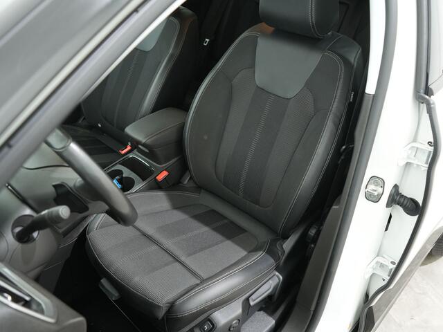 Opel Grandland 1.2 TURBO 130PK ULTIMATE EAT8 | Carplay | Voorruitverwarming | Camera