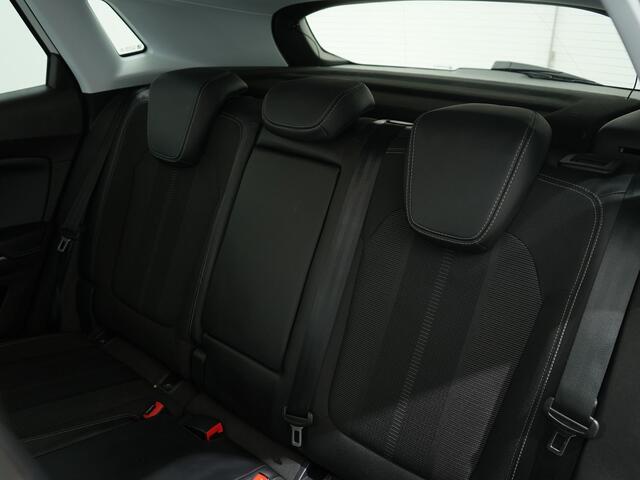 Opel Grandland 1.2 TURBO 130PK ULTIMATE EAT8 | Carplay | Voorruitverwarming | Camera