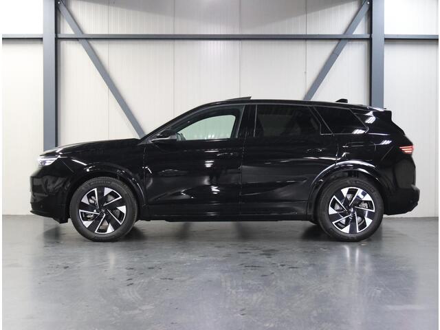 Opel Grandland Electric Business Edition 73 kWh | 17% bijtelling | Snel rijden | Schuif/kantel dak | Dodehoek detectie | Warmtepomp | 360° camera | Focal | Head-up display | Matrix LED |