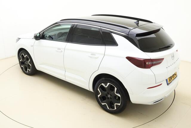 Opel Grandland 1.2 Turbo Ultimate | AGR - Stoelen | Climate & Cruise Control | 19INCH | Elektrische Achterklep | Stoelverwarming |