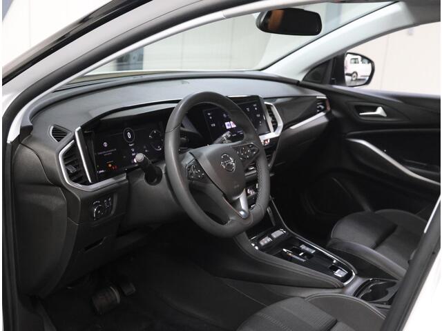 Opel Grandland 1.2 130PK Turbo GS Line | 1ste eigenaar | AppleCarPlay/AndroidAuto | Stoel/Stuur/Voorruitverwarming | FULL LED | AGR Stoelen | Camera | Two-tone | Privacy Glass | Navigatie | Adaptief Cruise Control | Isofix |