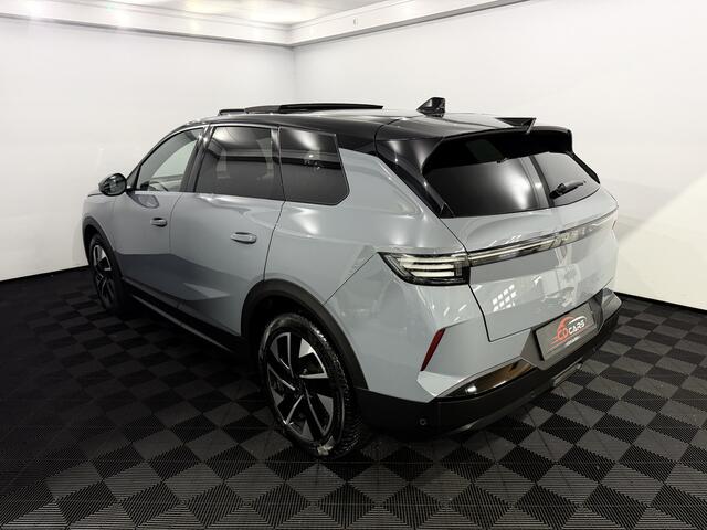 Opel Grandland 1.2 Turbo Hybrid GS-e Panoramadak, 360 Camera, Head-up display, Navi, Winterpakket, Keyless start Elektrische achterklep, Half leder, 1 Jaar garantie