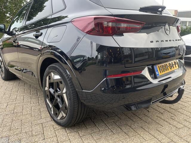 Opel Grandland 1.6 Turbo Hybrid 4x4 GSe 300pk