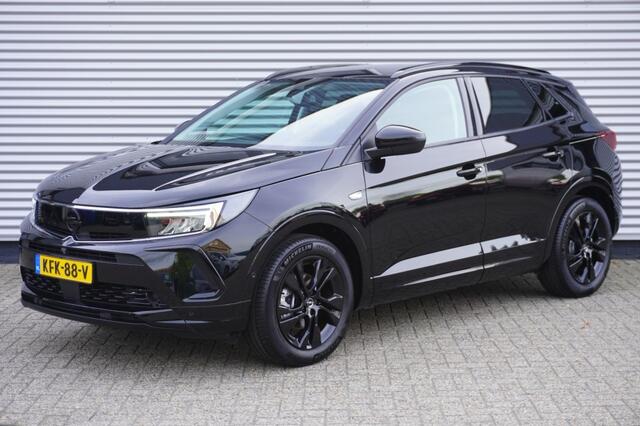 Opel Grandland 1.2 Turbo 130pk GS / Camera / Navigatie / Keyless / AGR-stoel / LED
