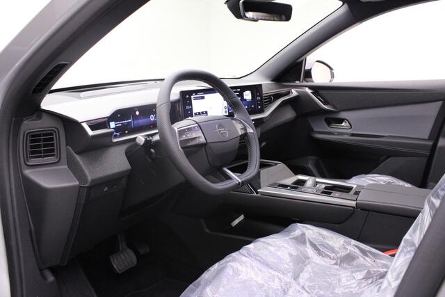 Opel Grandland Electric Business Ed. | 73 kWh | Panoramadak | Adapt. Cruise | Carplay Draadloos | Camera v&a + 360 | Keyless Entry & Start
